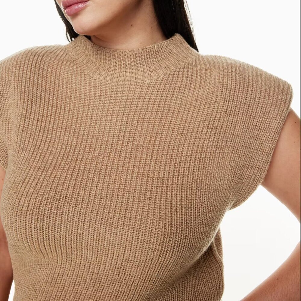 NWT Aritzia Babaton Hazlitt Sweater Vest Merino Wool Camel Sz S
